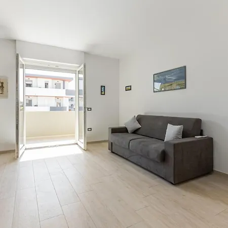 Quartu Sant'Elena Roomy Flat With Private Parking! Exterior photo